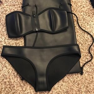 TRIANGL neoprene bikini "Winnie" in black